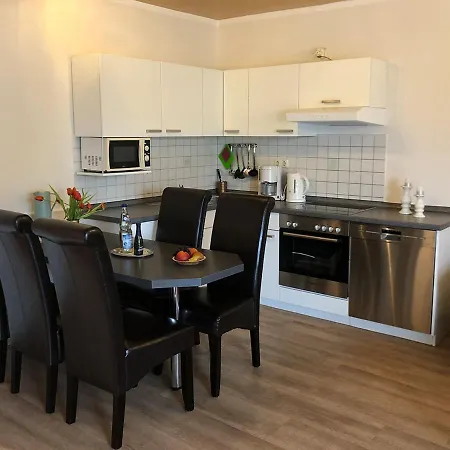 Nur Fuer Monteure - Moderne *